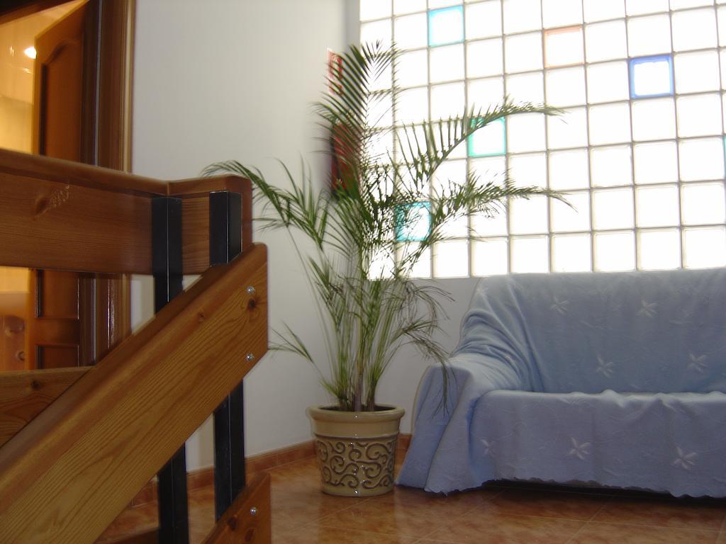 Hostal D'Ernes Alcala del Jucar Exterior photo