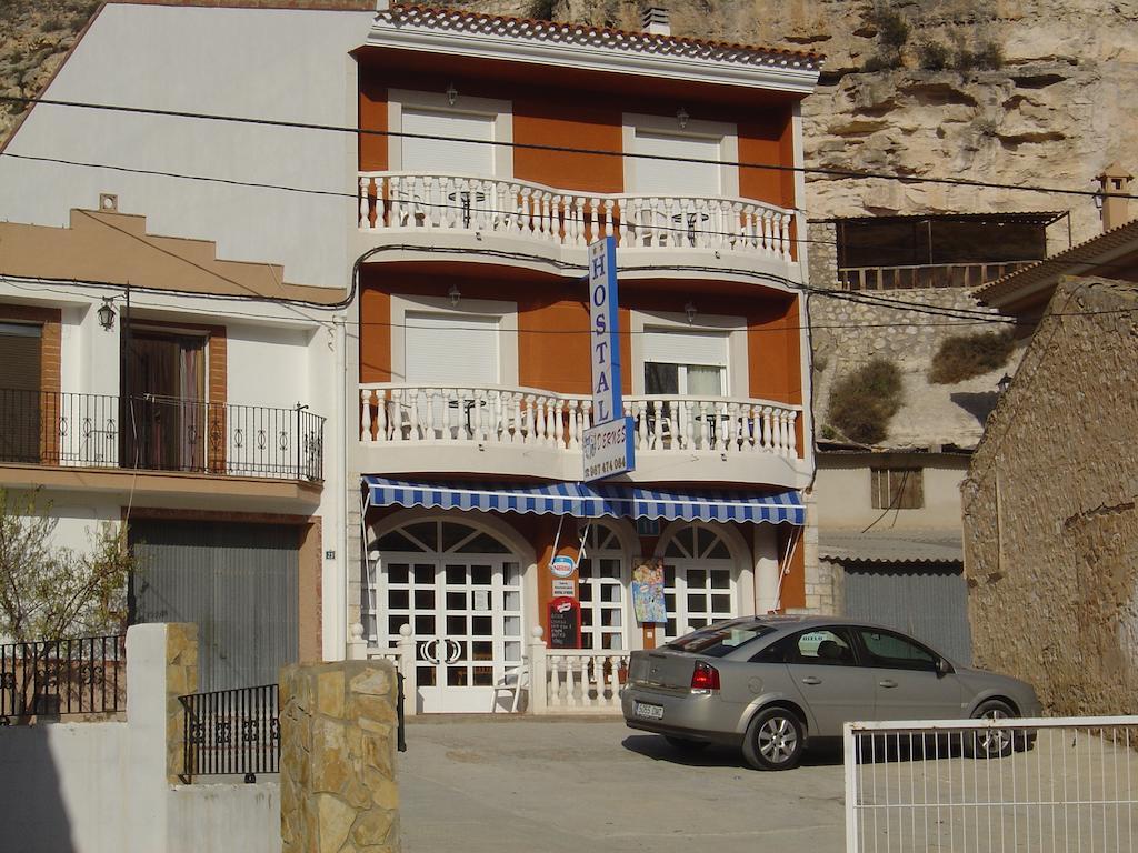 Hostal D'Ernes Alcala del Jucar Exterior photo